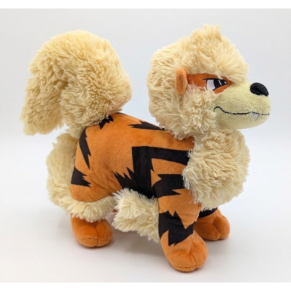 Official Pokémon TOMY 2017 Arcanine Toy Plush Toy Stuffed Animal. 12", Clean